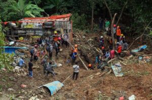 Longsor Sukabumi, 8 Warga Tewas di Tengah Bencana Hidrometeorologi