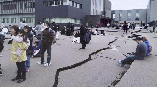 gempa-m-75-guncang-jepang_169