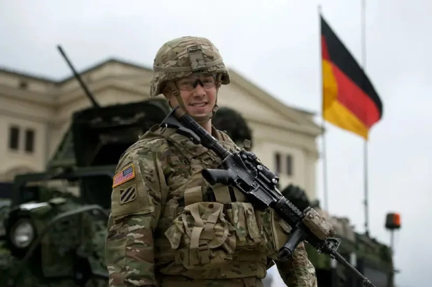 trump-akan-kurangi-pasukan-as-di-jerman-usai-kanselir-merz-sebut-amerika-dipermalukan-iran-muk