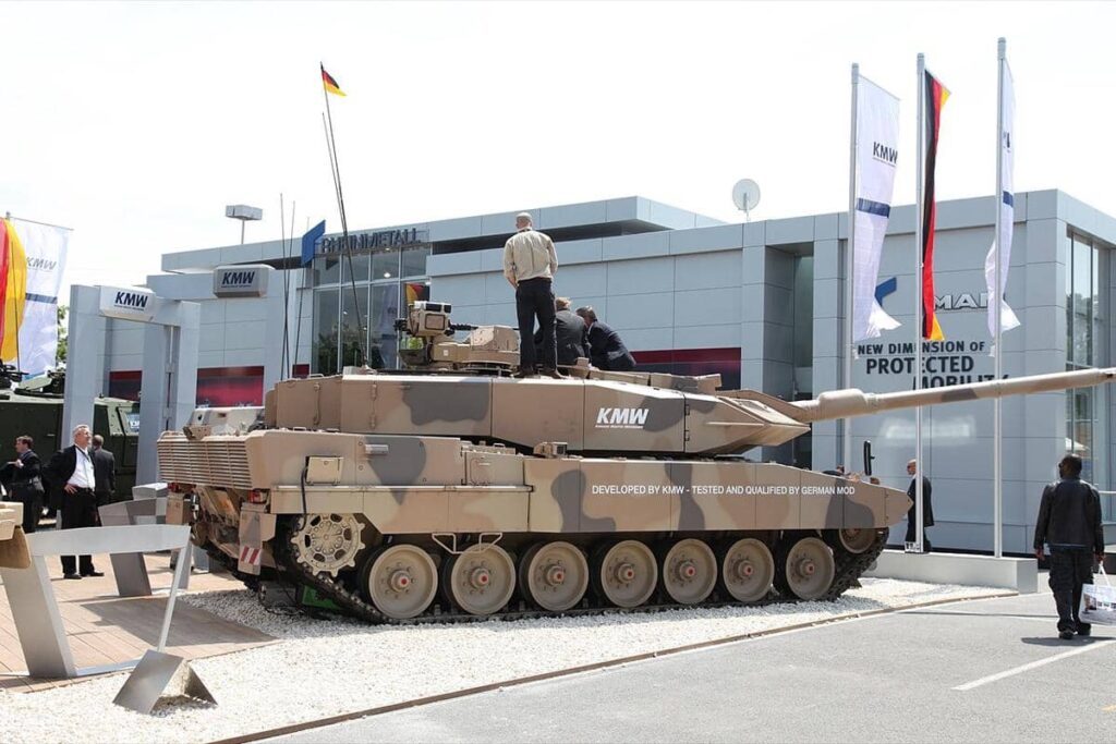 1280px eurosatory 2010 france leopard 176c9d63 ca10 426c a0c9 d04b1793c936