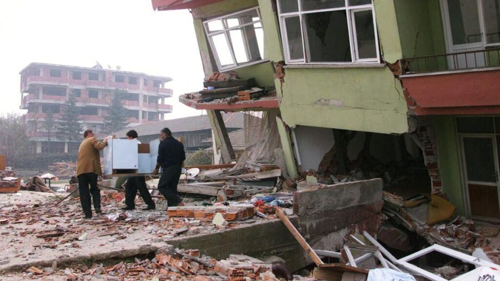 gempa-duzce-turki_169