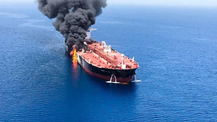 20260723-14673727934-0-serangan-houthi-di-laut-merah